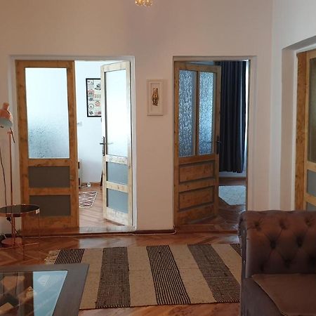 Апартаменты Casa Arion Бэиле-Еркулане Экстерьер фото